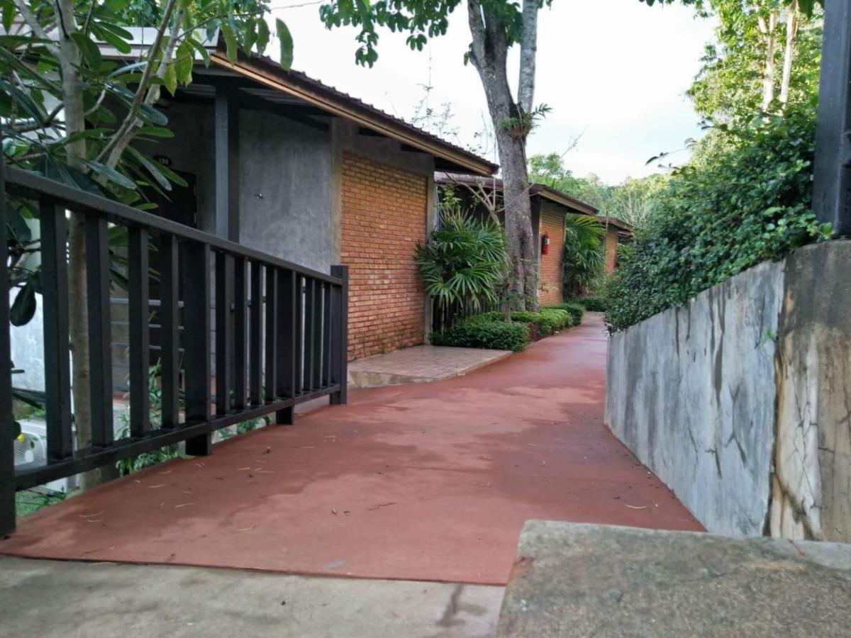 Sangkla Resort Ban Bang Pla O Buitenkant foto